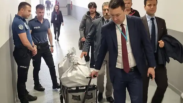 Kullanılan son oylar o ülkeden geldi