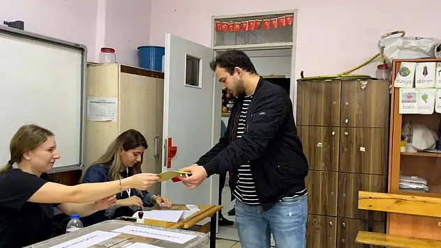 Bursa'da 2 milyon 368 bin kişi oy kullanacak