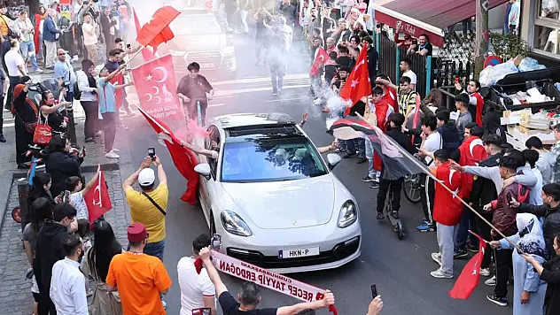 Cumhurbaşkanı Erdoğan'ın seçim başarısı Brüksel'de kutlandı