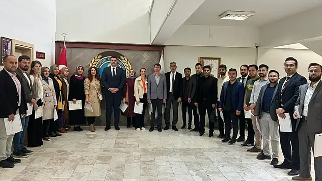 Bozkır'da öğretmenlere başarı belgesi verildi