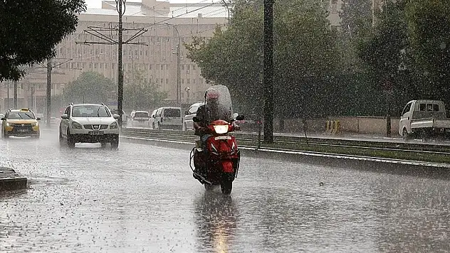 Sağanak yağışlar sürecek! Yurtta hava durumu