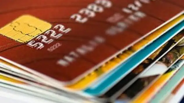 Kredi kartı sayısı ilk 6 ayda 800 bin arttı