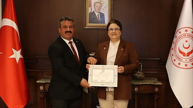 Bakanı Yanık'ın mutlu günü