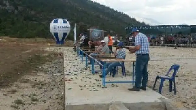 Huğlu'da tek kurşun atış müsabakaları