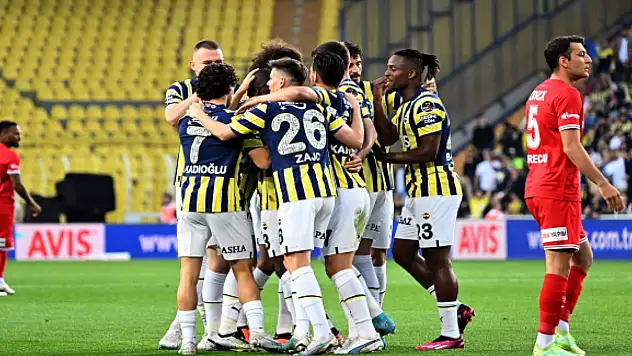 Fenerbahçe'ye galibiyet yetmedi