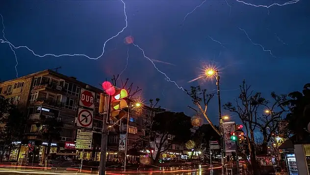 Yurdun kuzeydoğusunda gök gürültülü sağanak uyarısı