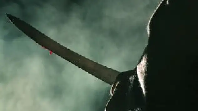 Kavga ettiği babasını bıçaklayarak öldürdü