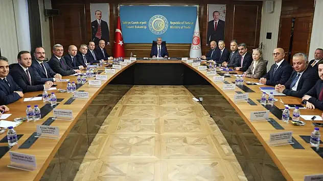 Ticaret Bakanı Bolat ilk toplantısını yaptı