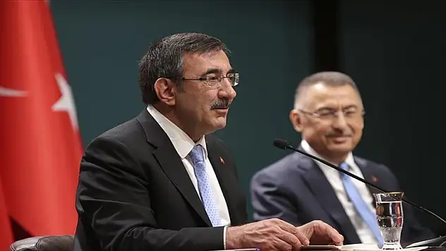 Cevdet Yılmaz'dan ilk açıklama: Enflasyonla mücadeleye öncelik vereceğiz