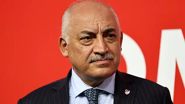 TFF Başkanı Mehmet Büyükekşi 4 büyük kulübün borcunu açıkladı