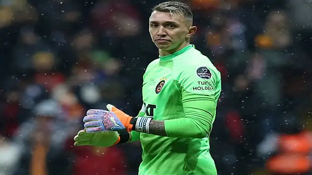 Kupa canavarı Fernando Muslera!