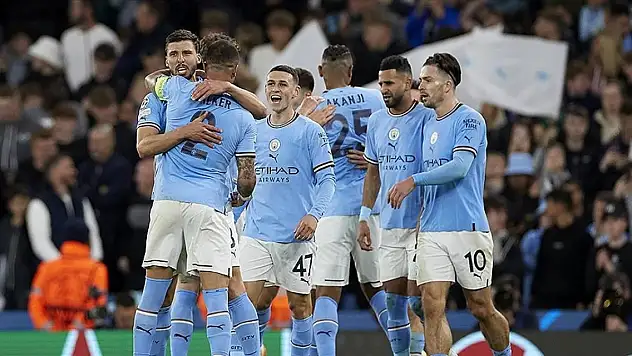 İngilizler damga vurdu! İşte dünyanın en değerli futbol kulüpleri