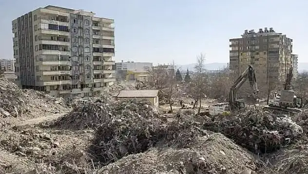 Ebrar Sitesi'nin müteahhitlerinden biri daha tutuklandı!