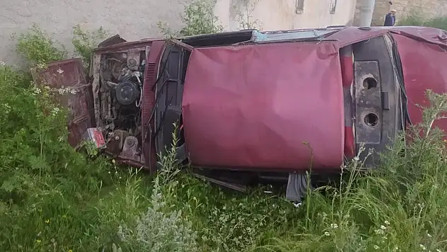 Afyonkarahisar'da trafik kazası' 6 kişi yaralandı