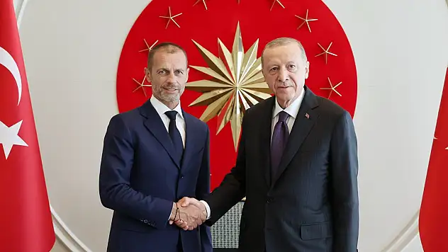 Cumhurbaşkanı Erdoğan, UEFA Başkanı Ceferin ile görüştü