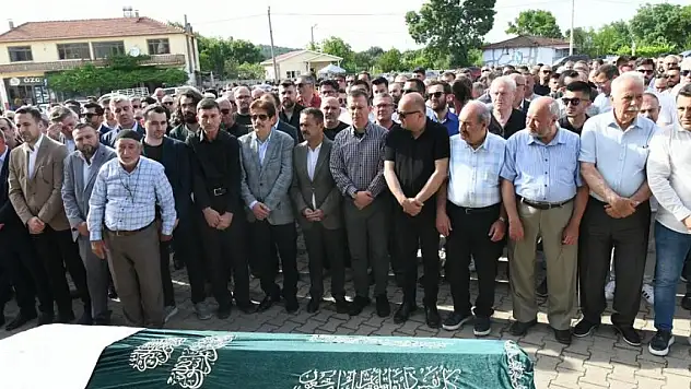 AK Parti Çanakkale Milletvekili Ayhan Gider'in babası toprağa verildi