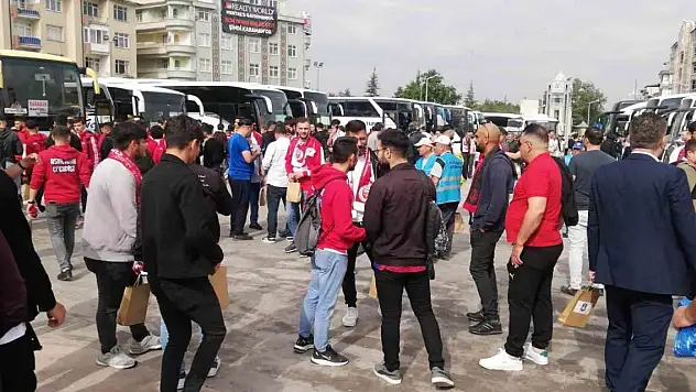 Karaman FK'nin taraftar kafilesi final maçı için Ankara'ya yola çıktı
