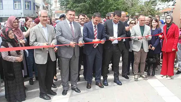 Beyşehir ADEM'in yıl sonu sergisi düzenlendi