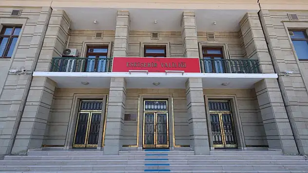 Eskişehir'de kamuya açık alanlardaki etkinliklere 30 gün yasak