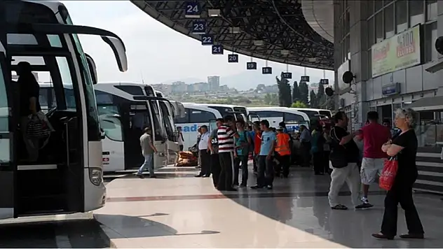 Bayram tatili için otobüs biletleri tükendi, ek seferler planlandı