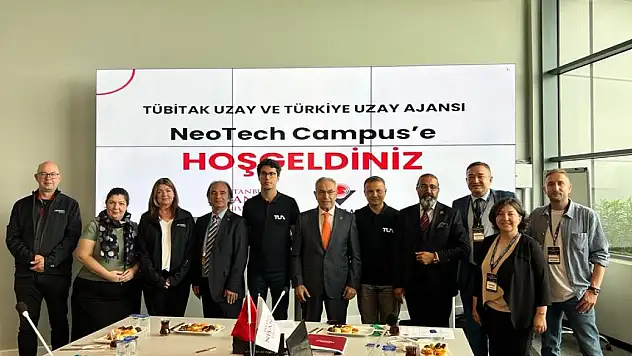 İlk Türk uzay yolcuları İstanbul Nişantaşı Üniversitesi'ni ziyaret etti