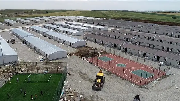Adıyaman'da 2 bin 500 prefabrik konutun yapımı tamamlandı