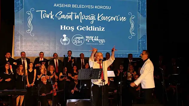 Akşehir Belediyesi TSM Korosundan konser