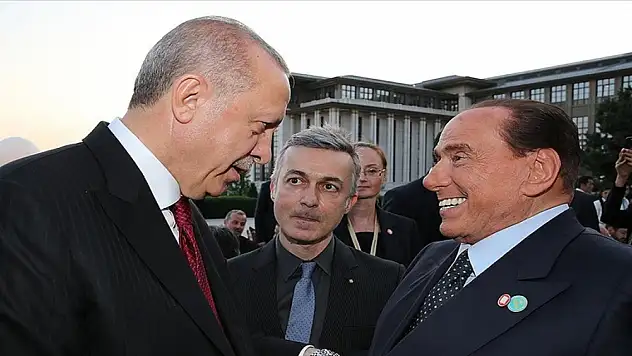 Erdoğan: Berlusconi geride silinmez izler bıraktı