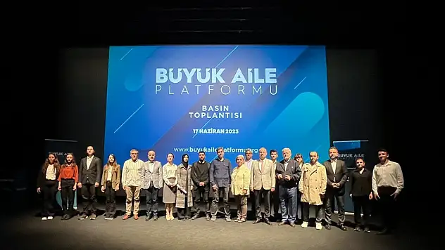 Büyük Aile Platformundan 'LGBT' tepkisi