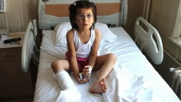 7 yaşındaki çocuğun bir parmağı ameliyatla alındı