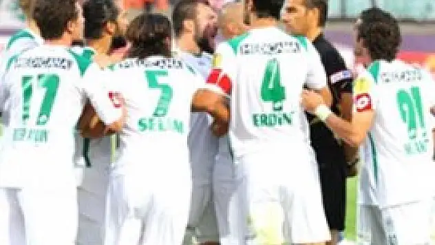 Konyaspor hakkını arıyor