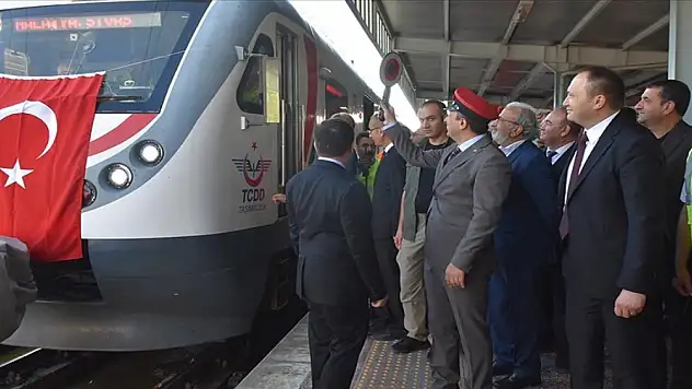 Yüzde 50 indirimli Sivas Bölgesel Treni seferleri başladı