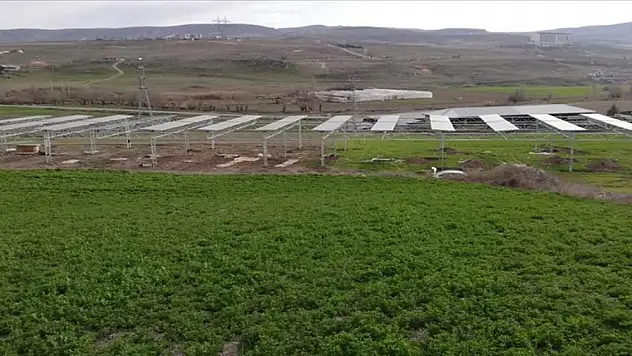 Türkiye'nin ilk açık alanda Tarım GES uygulaması başladı