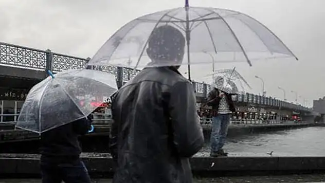 Meteoroloji'den İstanbul'a sağanak yağış uyarısı