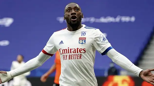 Beşiktaş'ın gözü Ekambi'de!