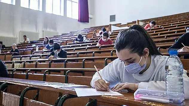 YÖK Başkanı, üniversite sınavlarının kaldırılıp kaldırılmayacağı konusunda açıklama yaptı