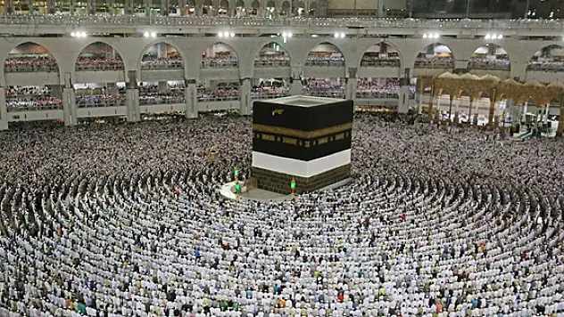54 yılda 99 milyondan fazla kişi hac ibadetini eda etti
