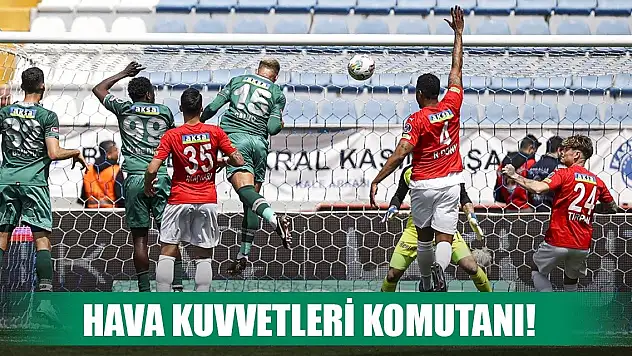 Konyasporlu Calvo'nun hava hakimiyeti