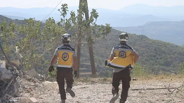 Rus uçaklarından Lazkiye'ye hava saldırısı: 2 ölü