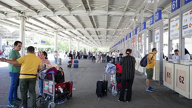 Hava yoluyla gelen turist sayısı 5 milyonu aştı