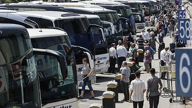 Otogarda bayram yoğunluğu