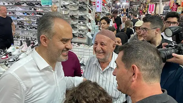 30 bin çocuğa bin liralık bayram çeki!