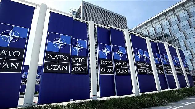 İsveç'in NATO üyeliği hayali sonbahara kaldı