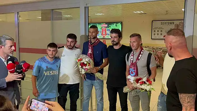 Trabzonspor'un yeni transferlerine coşkulu karşılama