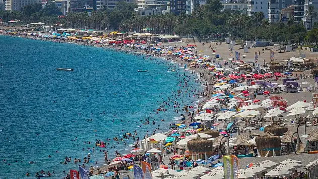 Turizm sektörü çifte bayram yaşıyor