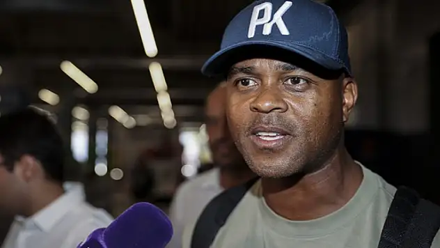 Adana Demirspor'da Kluivert dönemi resmen başladı