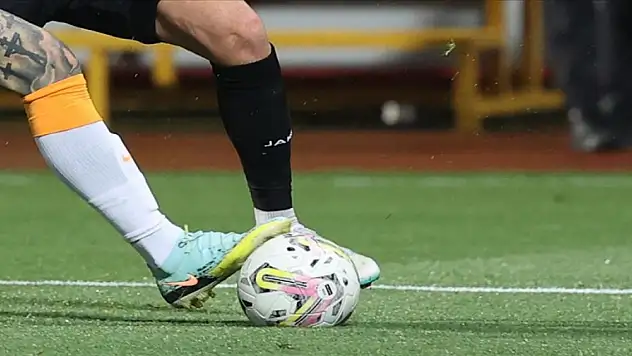 Süper Lig ekibi 12 oyuncuyla yollarını ayırdı