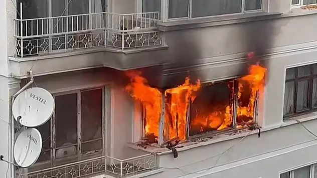 Alevlerle uyandılar