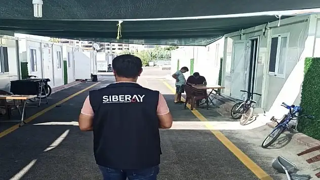 Malatya'da konteynerde kalan depremzedelere siber suç uyarısı