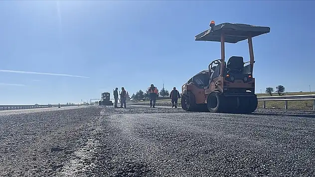 KGM'ye deprem bölgesi yolları için ek ödenek